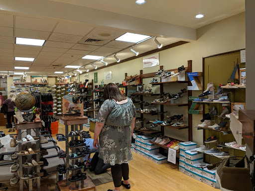 Shoe Store «Tradehome Shoes», reviews and photos, 3902 13th Ave SW, Fargo, ND 58103, USA