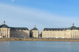 Port of the Moon Bordeaux image