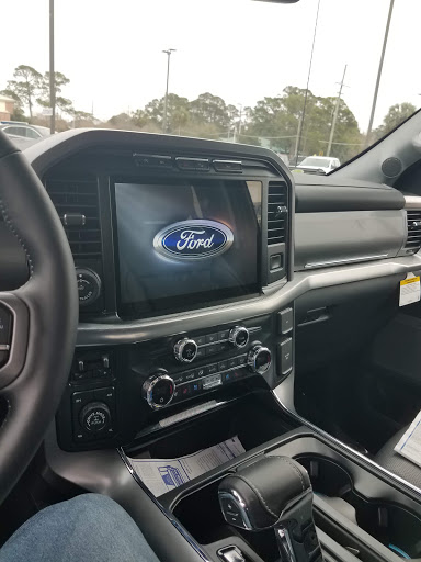 Car Dealer «Gary Smith Ford», reviews and photos, 1 Beal Pkwy NW, Fort Walton Beach, FL 32548, USA