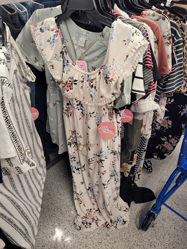 Clothing Store «Ross Dress for Less», reviews and photos, 2071 Harbison Dr, Vacaville, CA 95687, USA