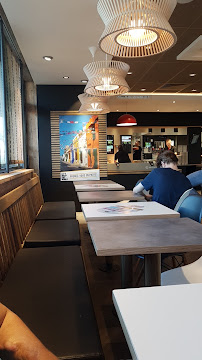 Atmosphère du Restauration rapide McDonald's à Châlons-en-Champagne - n°8