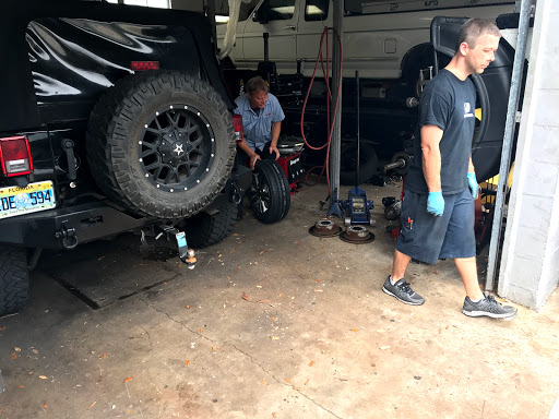 Mechanic «Main Street Automotive Services», reviews and photos, 556 Main St, Dunedin, FL 34698, USA