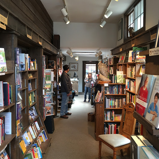 Book Store «Mac Donald Book Shop», reviews and photos, 152 E Elkhorn Ave, Estes Park, CO 80517, USA