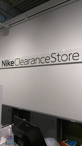Clothing Store «Nike Clearance Store», reviews and photos, 1111 League Line Rd #193, Conroe, TX 77303, USA