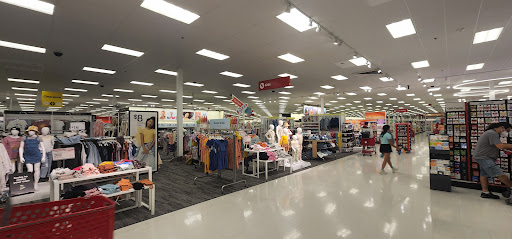 Department Store «Target», reviews and photos, 81 Taunton Depot Dr, Taunton, MA 02780, USA