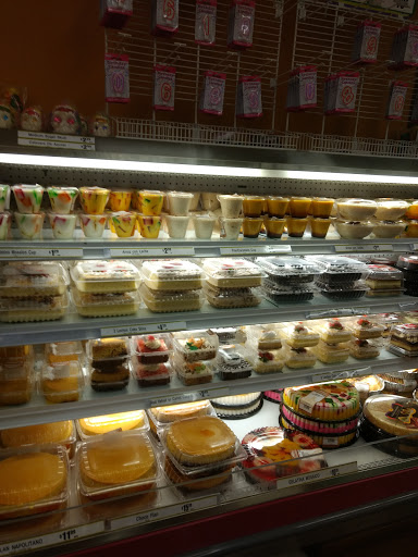 Grocery Store «Northgate Gonzalez Markets», reviews and photos, 10801 Prairie Ave, Inglewood, CA 90303, USA