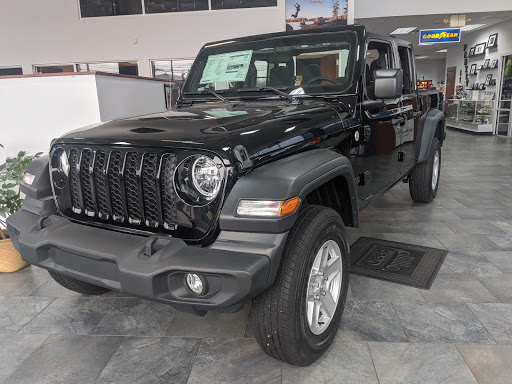 Car Dealer «Wilmington Auto Center», reviews and photos, 1780 Rombach Ave, Wilmington, OH 45177, USA