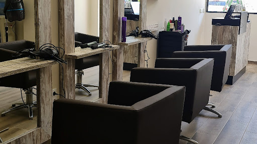 Curro Peluqueros en Humanes de Madrid, Madrid