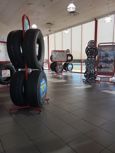 Tire Shop «Discount Tire Store - Little Elm, TX», reviews and photos, 2990 FM423, Little Elm, TX 75068, USA