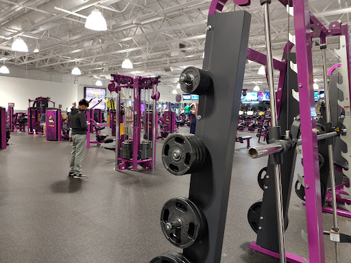 Gym «Zip Fitness Harlem-Foster», reviews and photos, 7300 W Foster Ave, Chicago, IL 60656, USA