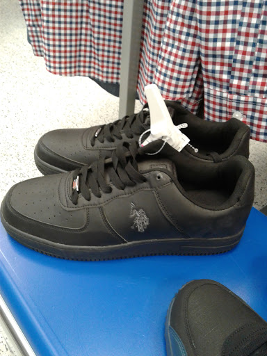 Clothing Store «Ross Dress for Less», reviews and photos, 2180 MacArthur Rd, Whitehall, PA 18052, USA