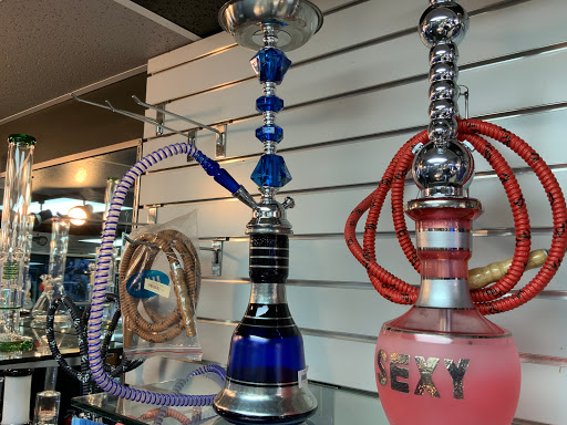 Tobacco Shop «Glass City Tobacco Inc», reviews and photos, 7600 Gardner Park Dr, Gainesville, VA 20155, USA