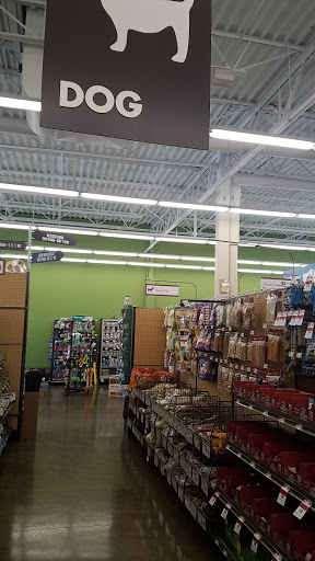 Pet Supply Store «Pet Supplies Plus», reviews and photos, 1970 Portage Trail, Cuyahoga Falls, OH 44223, USA