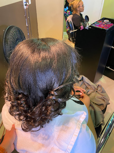 Hair Salon «Ileana Dominican Hair salon», reviews and photos, 4398 Kimball Bridge Rd, Alpharetta, GA 30005, USA