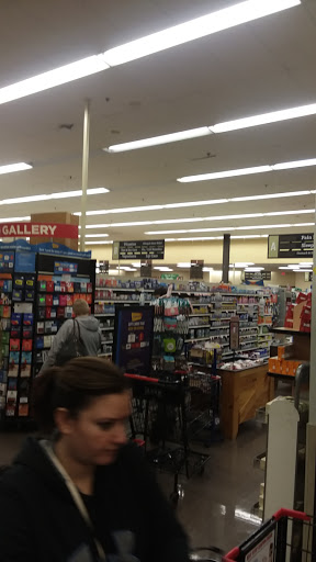 Supermarket «Giant Eagle Supermarket», reviews and photos, 1800 W State St, Alliance, OH 44601, USA