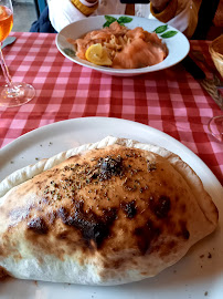 Calzone du Restaurant La Trattoria - Pizzeria des Arceaux à Biarritz - n°18