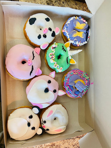 Donut Shop «Daily Fresh Donuts», reviews and photos, 1154 W Yosemite Ave, Manteca, CA 95337, USA