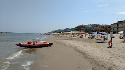 Photo de Spiaggia di Cupra Marittima - endroit populaire parmi les connaisseurs de la détente