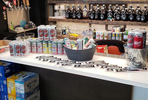 Wine Store «Vineyards Elite, Wine Boutique», reviews and photos, 1429 Reisterstown Rd, Pikesville, MD 21208, USA