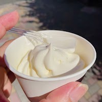 有楽製菓 東京工場直営店 YURAKU CHOCOLATE SHOP