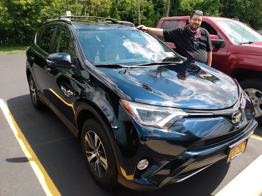 Car Dealer «Vanderstyne Toyota», reviews and photos, 4374 W Ridge Rd, Rochester, NY 14626, USA