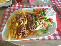 Kebab du Café et restaurant de grillades Anatolie à Montereau-Fault-Yonne - n°2