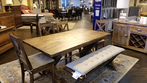 Furniture Store «Huffman Koos Furniture», reviews and photos, 1640 Broadhollow Rd, Farmingdale, NY 11735, USA