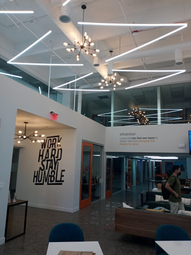 Florist «LUSH BOUQUET Flowers Downtown Phoenix», reviews and photos, 201 N Central Ave, Phoenix, AZ 85004, USA