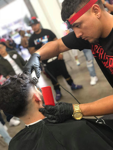 Barber Shop «cutties barber shop», reviews and photos, 1636 E Southern Ave, Phoenix, AZ 85040, USA