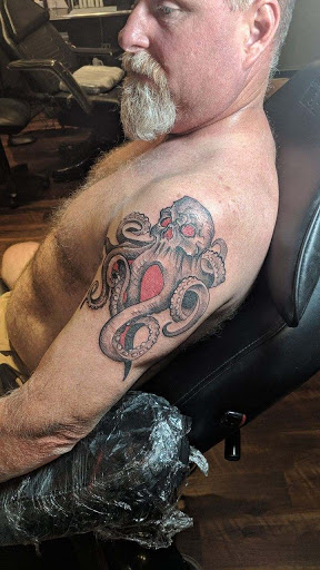 Tattoo Shop «Fallen Angel Tattoo Studio», reviews and photos, 20041 S Tamiami Trail, Estero, FL 33928, USA