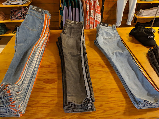Clothing Store «Urban Outfitters», reviews and photos, 507 E Green St, Champaign, IL 61820, USA