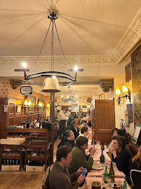Atmosphère du Restaurant français Auberge Bressane à Paris - n°14