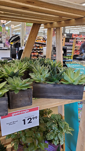 Supermarket «Giant Eagle Supermarket», reviews and photos, 5220 Mahoning Ave, Youngstown, OH 44515, USA