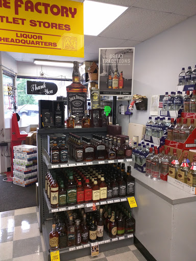 Wine Store «J & J Spirit Shop - Wine», reviews and photos, 199 Railroad Ave, Sayville, NY 11782, USA