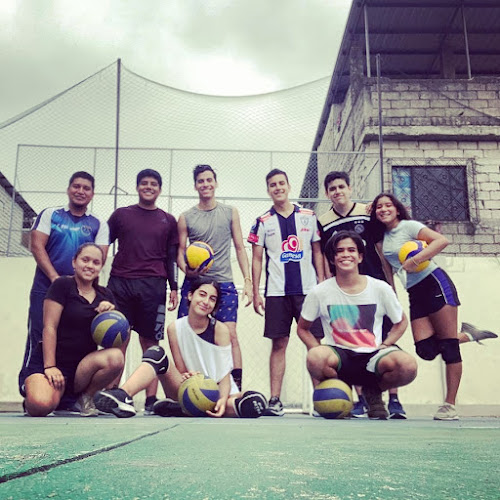 Opiniones de Escuela Y Club de Voleibol Falcons EC en Guayaquil - Escuela