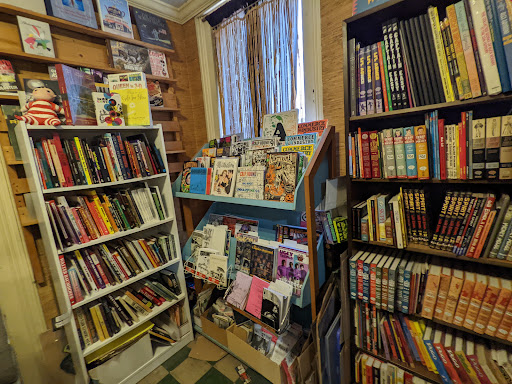 Comic Book Store «Bizarro-Wuxtry Comics, Toys, & Stuff», reviews and photos, 225 College Ave, Athens, GA 30601, USA