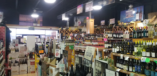 Wine Store «Festival Wine and Spirits», reviews and photos, 2321 Forest Dr A, Annapolis, MD 21401, USA