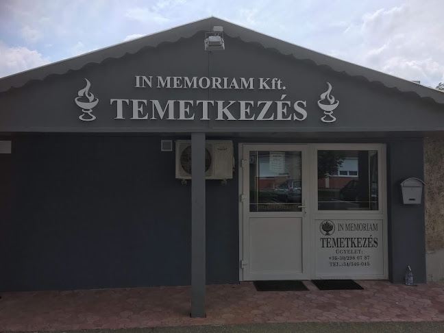 In Memoriam Temetkezés