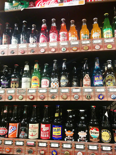 American Restaurant «Cracker Barrel Old Country Store», reviews and photos, 901 Veterans Memorial Pkwy, St Charles, MO 63303, USA