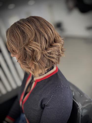 Bianca Rodrigues - Hair & Beauty
