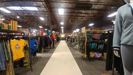 Camping Store «REI», reviews and photos, 63 W Aylesbury Rd, Timonium, MD 21093, USA