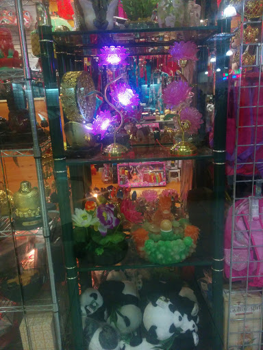 Shopping Mall «Cali Saigon Mall», reviews and photos, 3212 N Jupiter Rd, Garland, TX 75044, USA