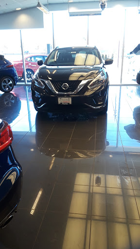 Nissan Dealer «John Amato Nissan», reviews and photos, 5200 N Port Washington Rd, Glendale, WI 53217, USA