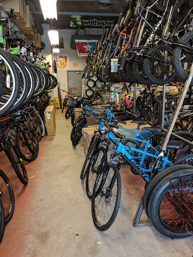 Bicycle Store «Gresham Bicycle Center», reviews and photos, 567 NE 8th St, Gresham, OR 97030, USA