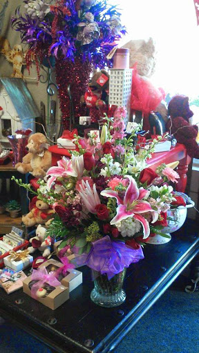Florist «Forever Yours Flowers & Gifts», reviews and photos, 10934 Combie Rd #116, Auburn, CA 95602, USA