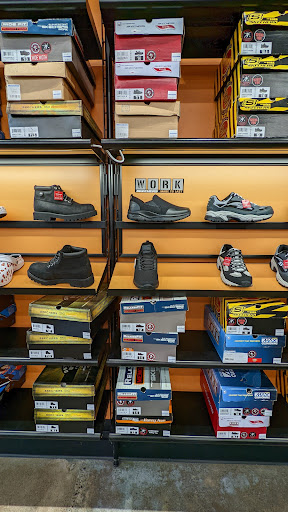 Shoe Store «SKECHERS Factory Outlet», reviews and photos, 5805 Cutting Blvd, El Cerrito, CA 94530, USA