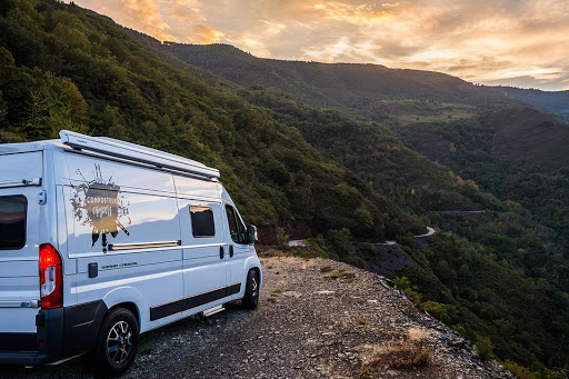 Compostela Campers | Alquiler de camper y autocaravana