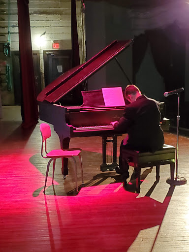 Performing Arts Theater «Collingwood Arts Center Inc», reviews and photos, 2413 Collingwood Blvd, Toledo, OH 43620, USA