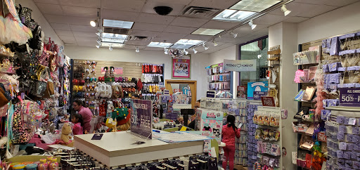 Shopping Mall «Sooner Mall», reviews and photos, 3301 W Main St, Norman, OK 73072, USA