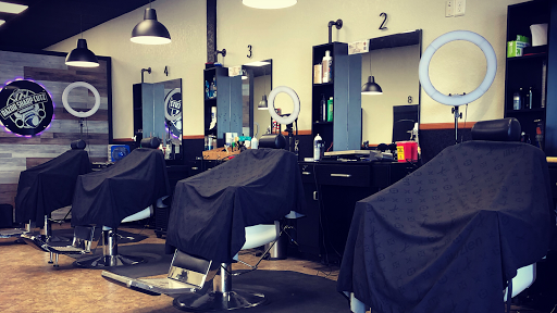 Barber Shop «Razor Sharp Cutz Barber Shop», reviews and photos, 459 Plaza Dr, Eustis, FL 32726, USA